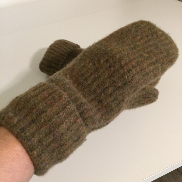 Olive Tweed Wool Felted Mittens with Fleece Lining - Picture 3 of 4